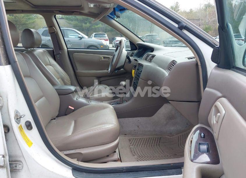 Photo 5 of 2000 Toyota Camry XLE (VIN 4T1BG28K2YU984497)