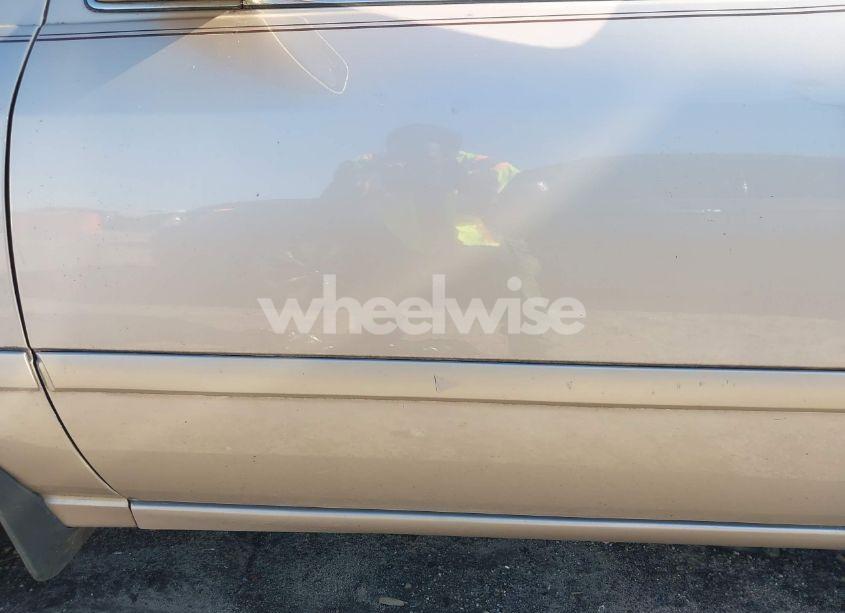 Photo 14 of 2000 Toyota Camry LE (VIN 4T1BG28K5YU670178)