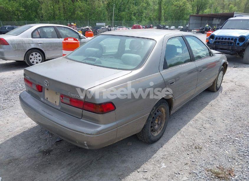 Photo 4 of 1998 Toyota Camry LE (VIN 4T1BG28K6WU331314)
