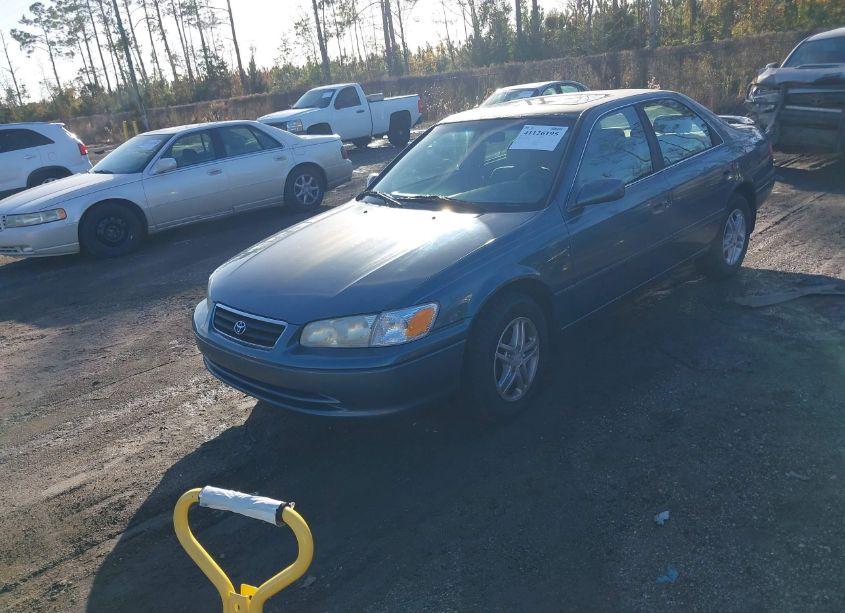 Photo 2 of 2001 Toyota Camry LE (VIN 4T1BG28K91U852861)