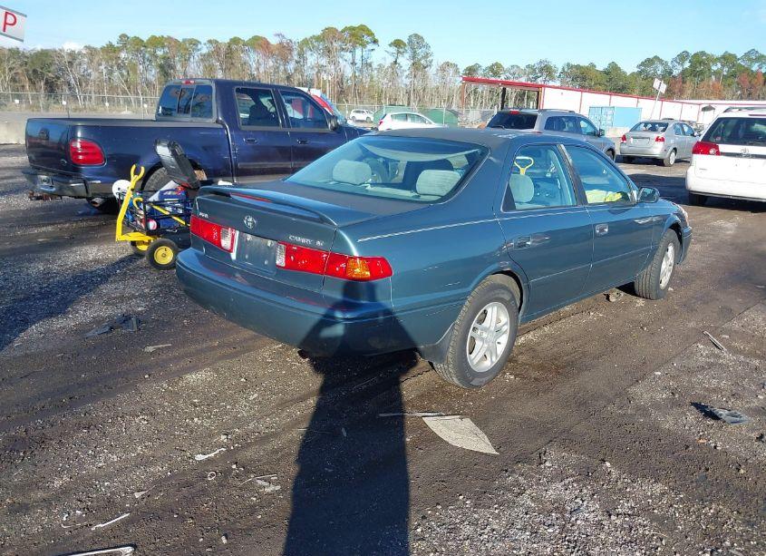 Photo 4 of 2001 Toyota Camry LE (VIN 4T1BG28K91U852861)