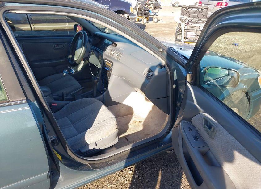 Photo 5 of 2001 Toyota Camry LE (VIN 4T1BG28K91U852861)