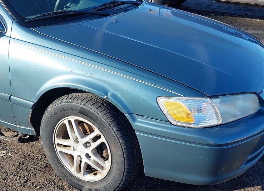 Photo 6 of 2001 Toyota Camry LE (VIN 4T1BG28K91U852861)