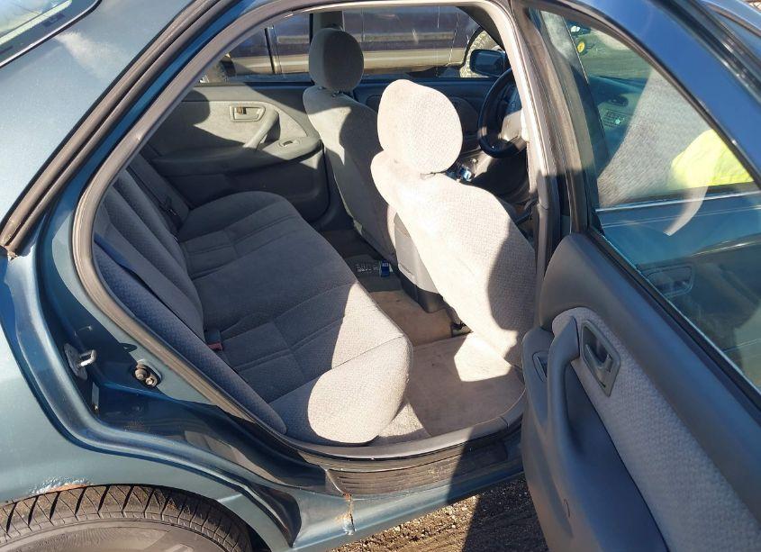 Photo 8 of 2001 Toyota Camry LE (VIN 4T1BG28K91U852861)