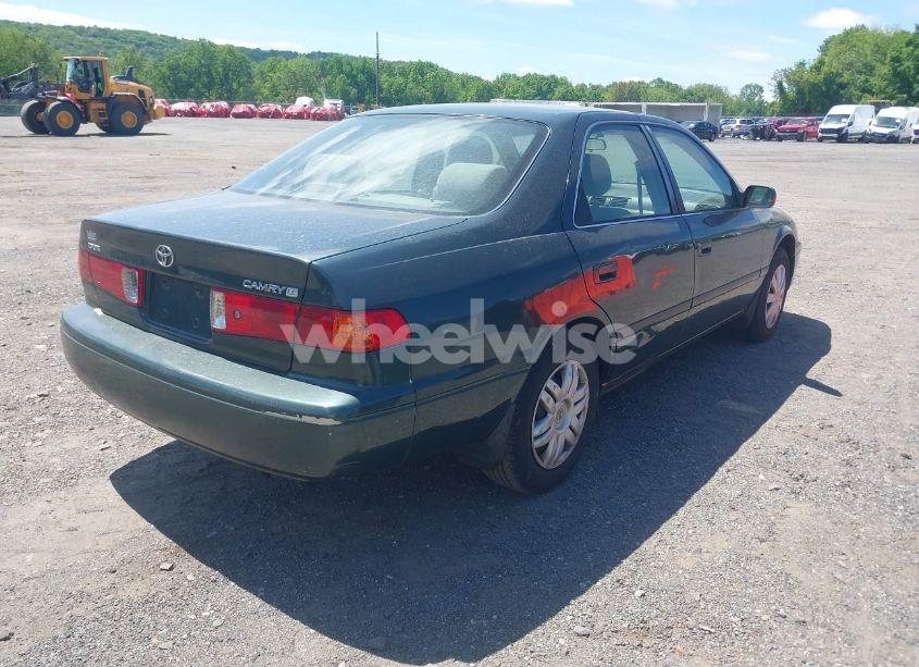 Photo 4 of 2000 Toyota Camry LE (VIN 4T1BG28K9YU968930)