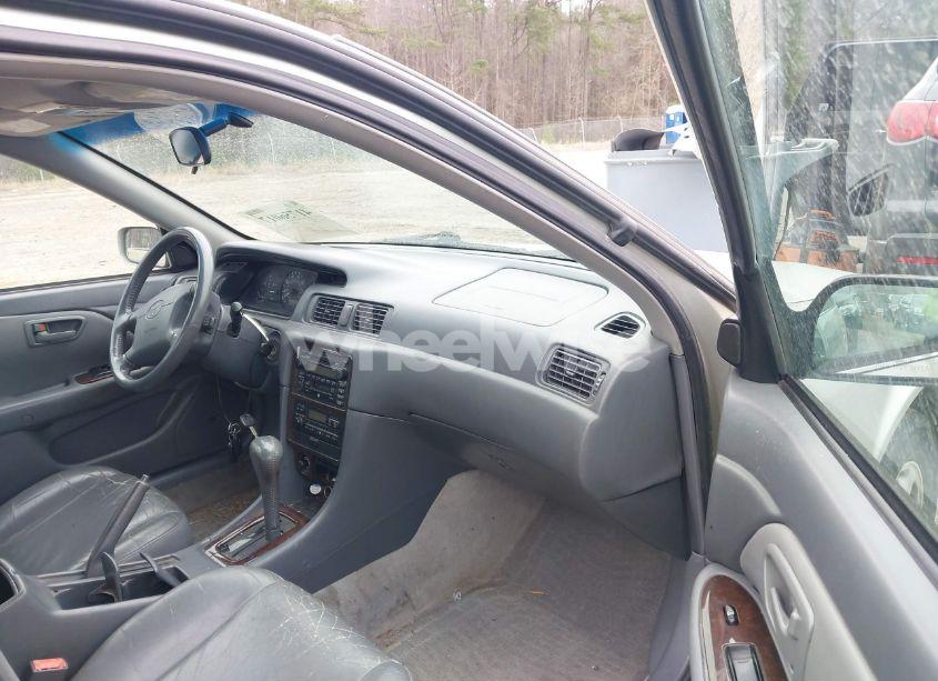 Photo 5 of 2001 Toyota Camry XLE (VIN 4T1BG28KX1U777636)