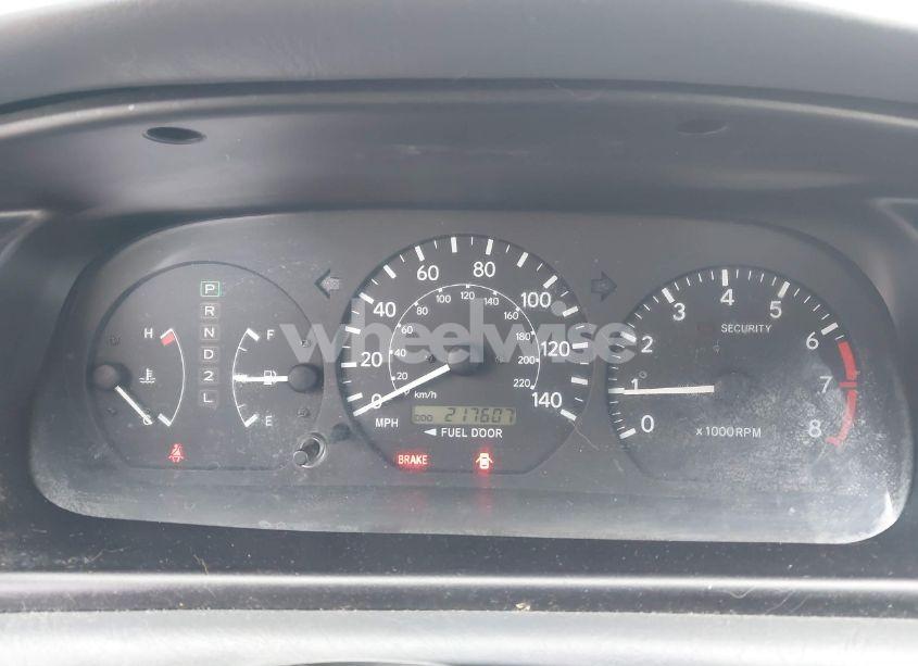 Photo 7 of 2001 Toyota Camry XLE (VIN 4T1BG28KX1U777636)