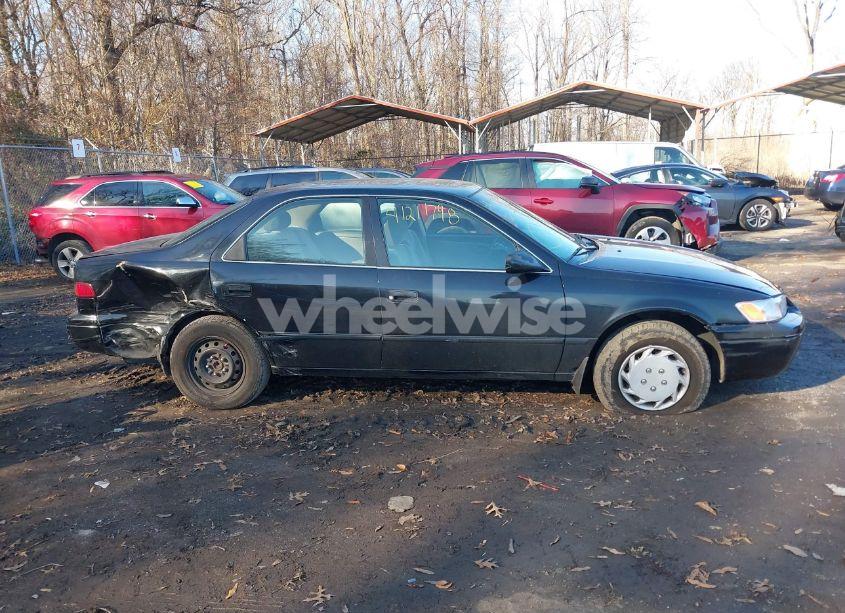 Photo 13 of 1999 Toyota Camry LE (VIN 4T1BG28KXXU594522)