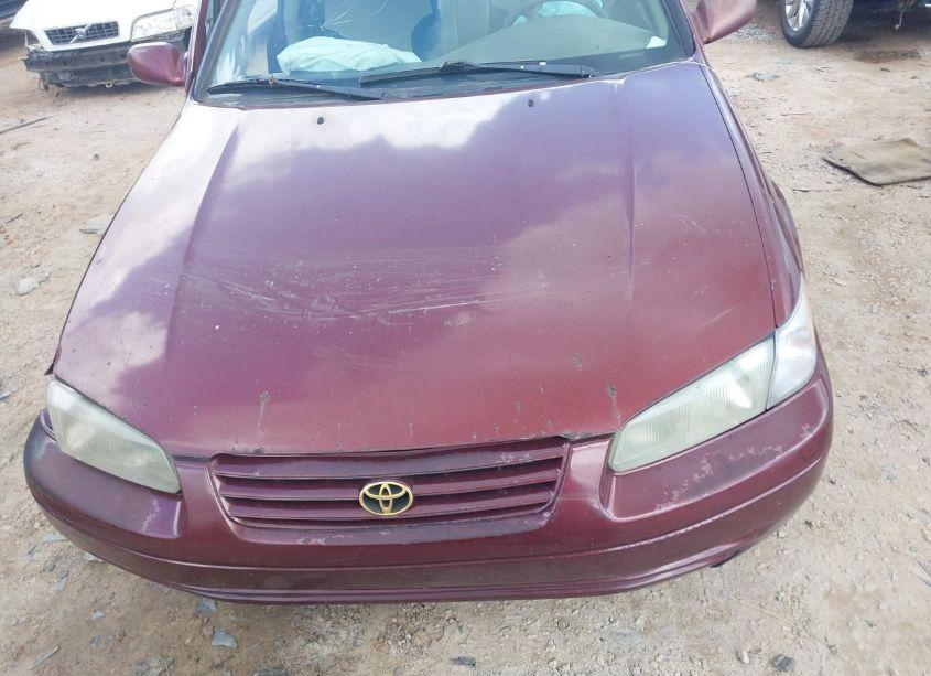 Photo 12 of 1999 Toyota Camry LE (VIN 4T1BG28KXXU602652)