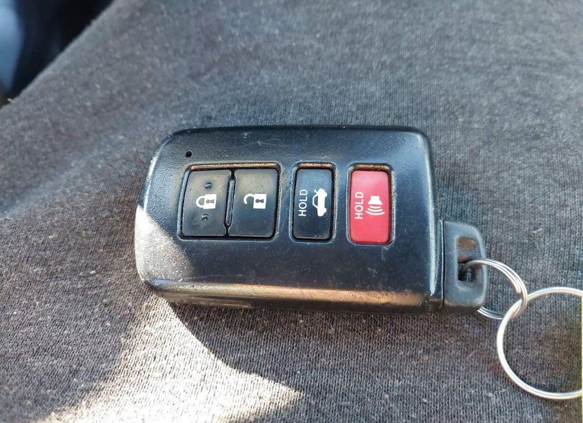 Photo 11 of 2013 Toyota Avalon LIMITED (VIN 4T1BK1EB0DU051236)