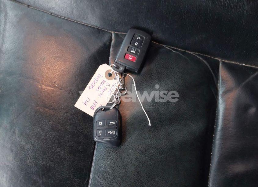 Photo 11 of 2013 Toyota Avalon XLE TOURING (VIN 4T1BK1EB0DU072586)