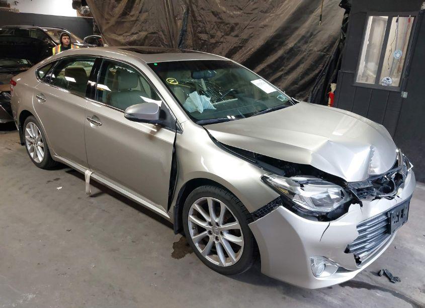 2015 Toyota Avalon LIMITED (VIN 4T1BK1EB0FU144518) main photo