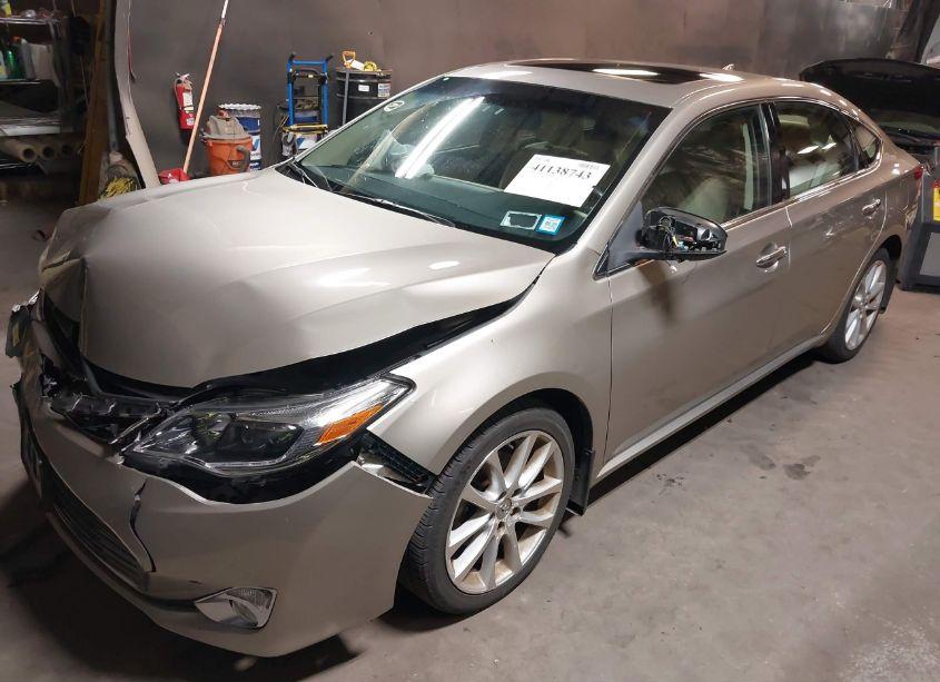 Photo 2 of 2015 Toyota Avalon LIMITED (VIN 4T1BK1EB0FU144518)