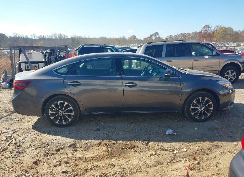 Photo 14 of 2018 Toyota Avalon XLE (VIN 4T1BK1EB0JU285727)