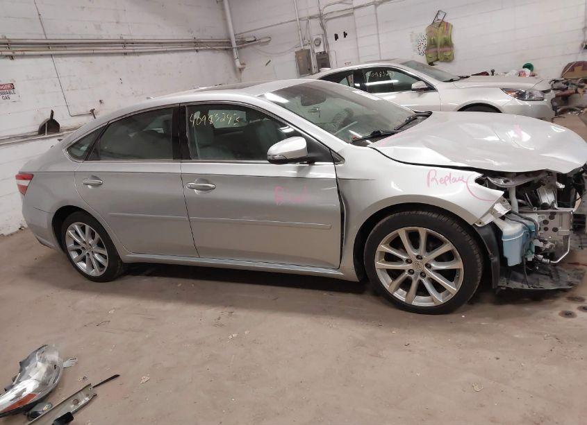 Photo 13 of 2013 Toyota Avalon LIMITED (VIN 4T1BK1EB1DU038348)