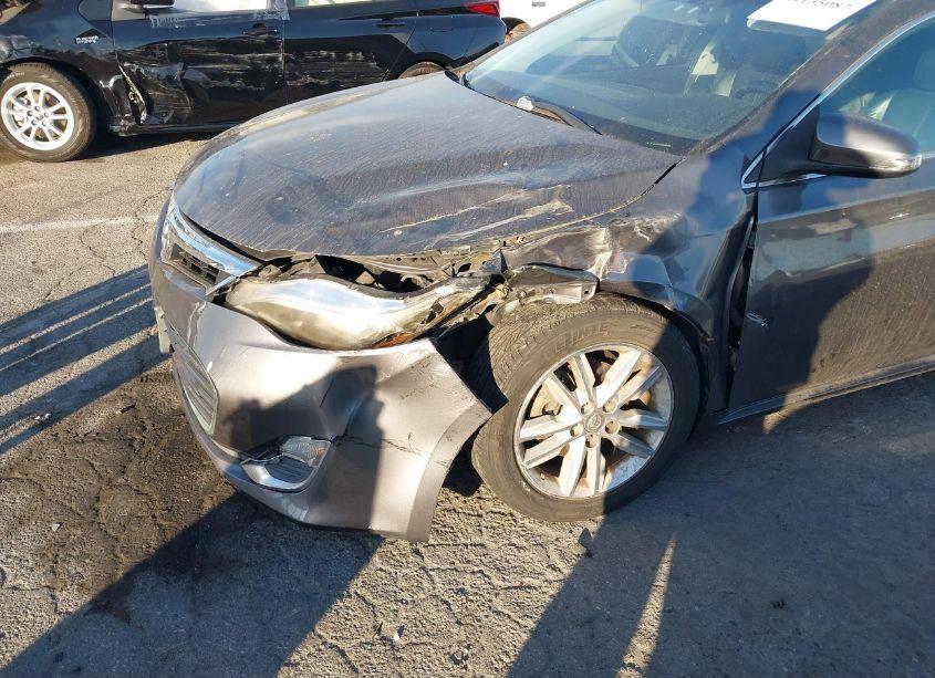 Photo 6 of 2013 Toyota Avalon XLE (VIN 4T1BK1EB1DU068918)