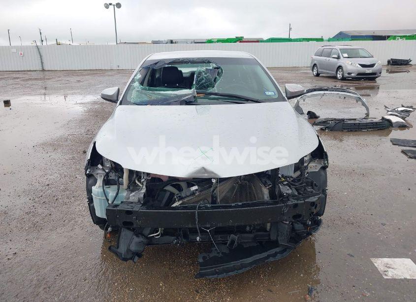 Photo 13 of 2018 Toyota Avalon XLE (VIN 4T1BK1EB2JU279914)
