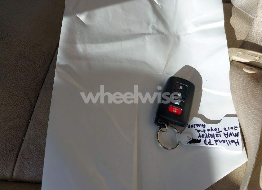 Photo 11 of 2013 Toyota Avalon PREMIUM/TOURING/LIMITED (VIN 4T1BK1EB3DU072503)