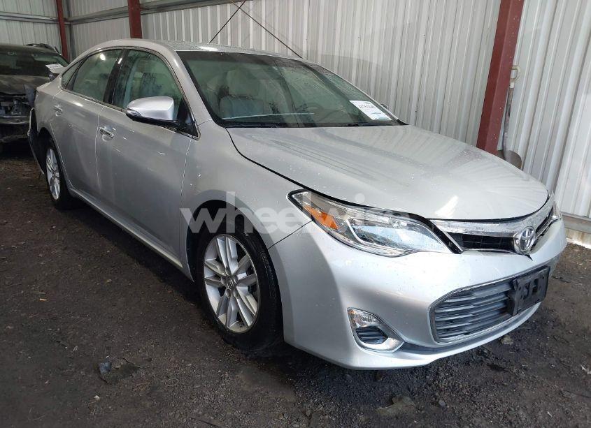 2014 Toyota Avalon XLE (VIN 4T1BK1EB3EU131499) main photo