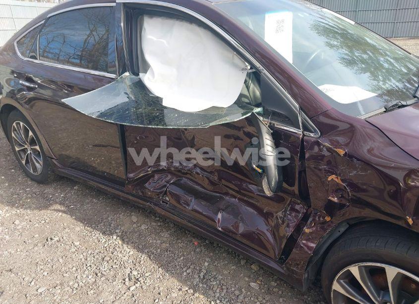 Photo 6 of 2018 Toyota Avalon XLE (VIN 4T1BK1EB3JU283647)