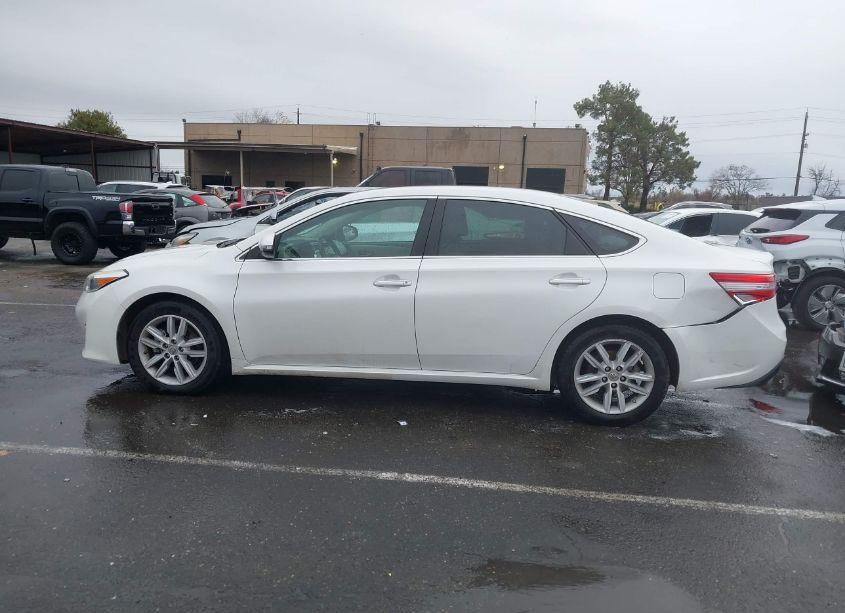 Photo 14 of 2014 Toyota Avalon XLE (VIN 4T1BK1EB4EU094043)