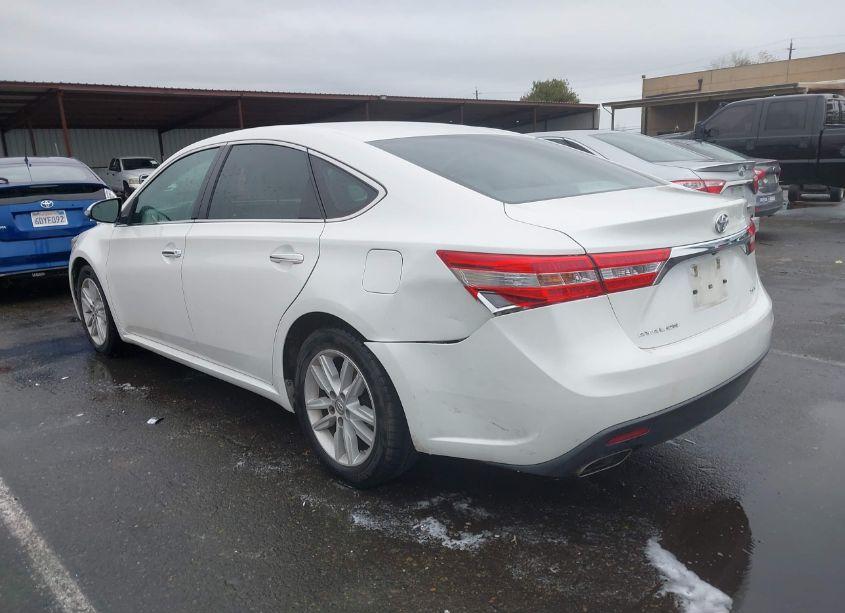 Photo 3 of 2014 Toyota Avalon XLE (VIN 4T1BK1EB4EU094043)