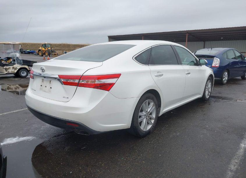 Photo 4 of 2014 Toyota Avalon XLE (VIN 4T1BK1EB4EU094043)