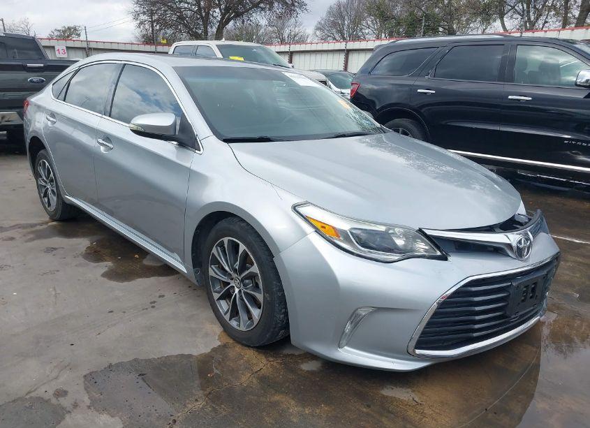 2016 Toyota Avalon XLE (VIN 4T1BK1EB4GU217195) main photo