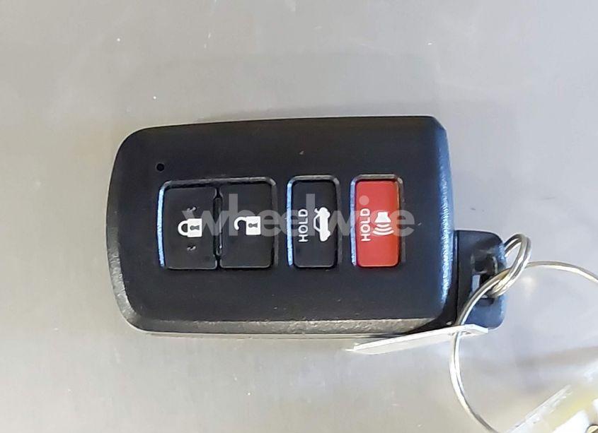 Photo 11 of 2016 Toyota Avalon XLE PREMIUM (VIN 4T1BK1EB4GU228522)