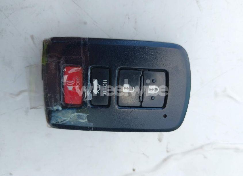 Photo 11 of 2018 Toyota Avalon XLE (VIN 4T1BK1EB5JU276828)