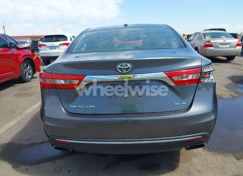 Photo 17 of 2018 Toyota Avalon XLE (VIN 4T1BK1EB5JU276828)
