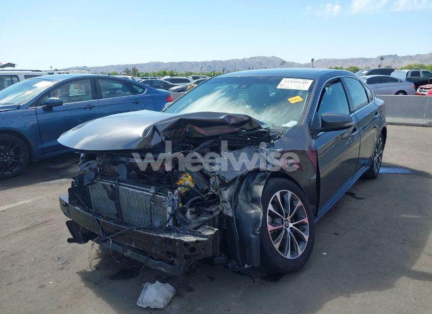 Photo 6 of 2018 Toyota Avalon XLE (VIN 4T1BK1EB5JU276828)