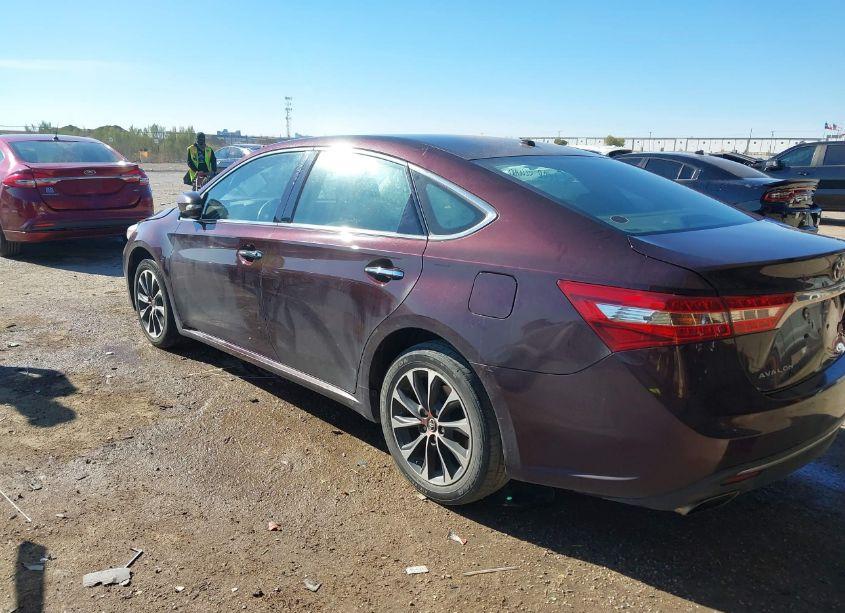 Photo 3 of 2018 Toyota Avalon XLE (VIN 4T1BK1EB5JU284637)