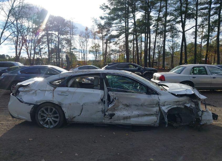 Photo 12 of 2015 Toyota Avalon LIMITED (VIN 4T1BK1EB6FU162957)