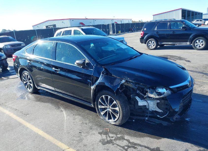 2018 Toyota Avalon XLE PLUS (VIN 4T1BK1EB6JU267488) main photo