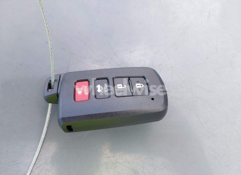 Photo 11 of 2016 Toyota Avalon XLE (VIN 4T1BK1EB7GU242074)