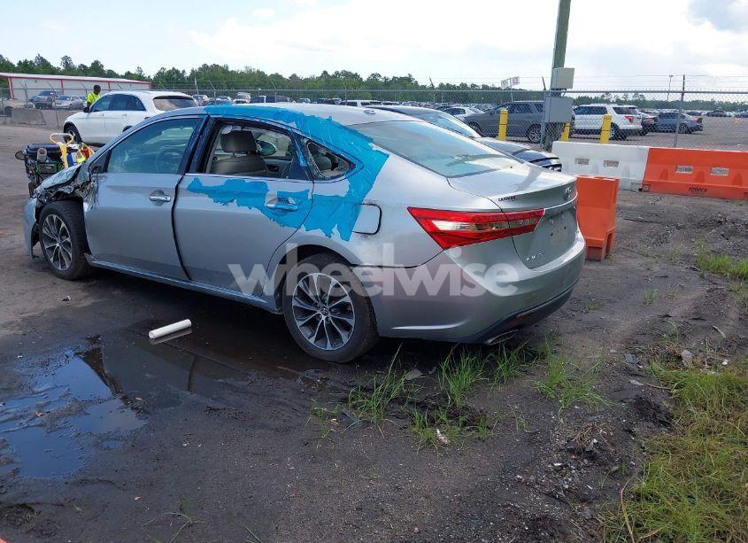 Photo 3 of 2016 Toyota Avalon XLE (VIN 4T1BK1EB7GU242074)