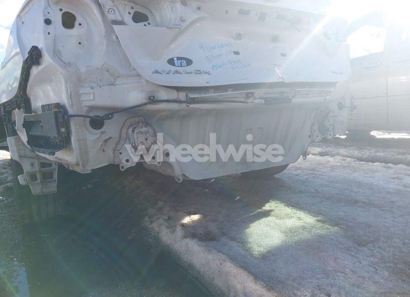 Photo 6 of 2014 Toyota Avalon XLE TOURING (VIN 4T1BK1EB8EU096717)