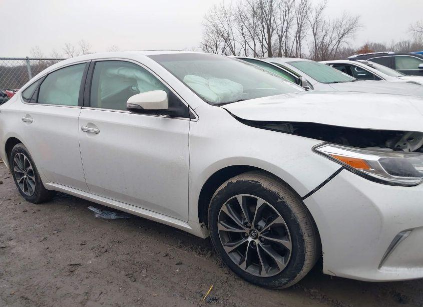 Photo 13 of 2016 Toyota Avalon XLE PLUS (VIN 4T1BK1EB8GU216177)