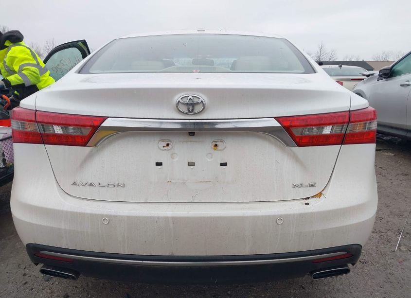 Photo 16 of 2016 Toyota Avalon XLE PLUS (VIN 4T1BK1EB8GU216177)