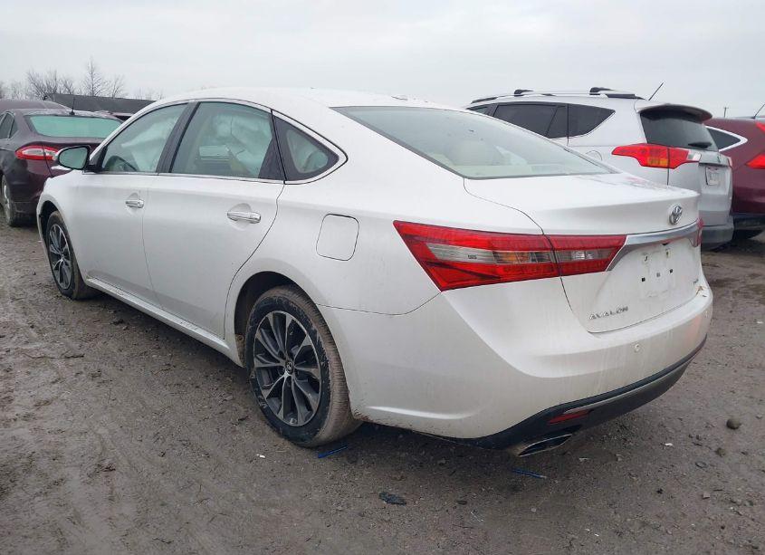 Photo 3 of 2016 Toyota Avalon XLE PLUS (VIN 4T1BK1EB8GU216177)