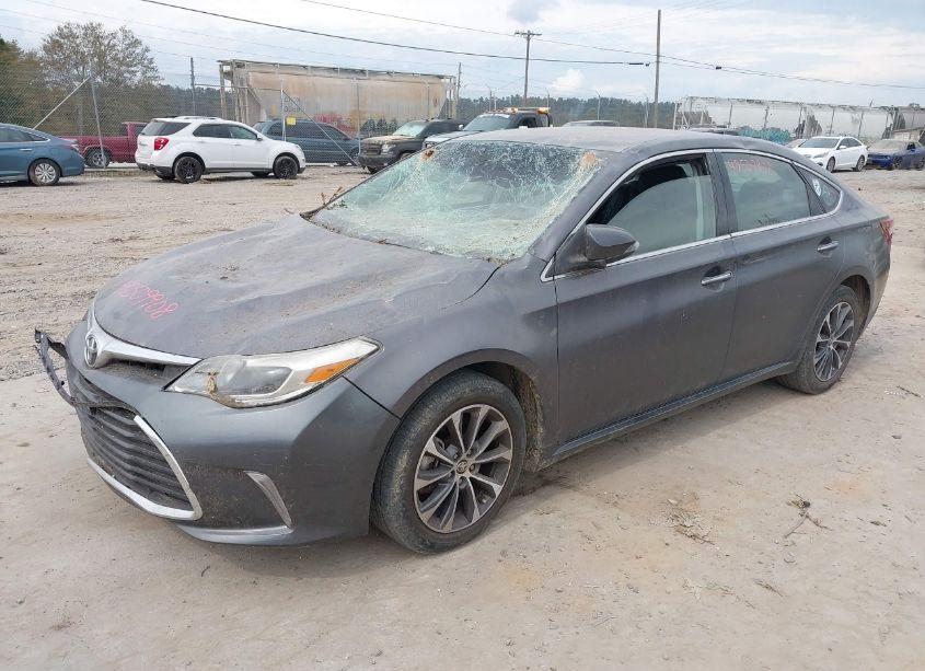 Photo 2 of 2016 Toyota Avalon XLE (VIN 4T1BK1EB9GU206645)