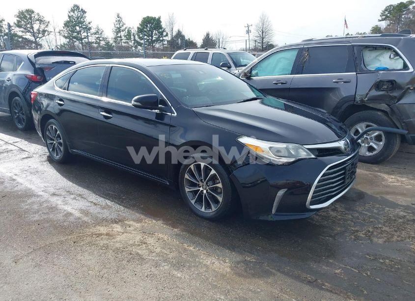 2017 Toyota Avalon XLE (VIN 4T1BK1EB9HU249299) main photo