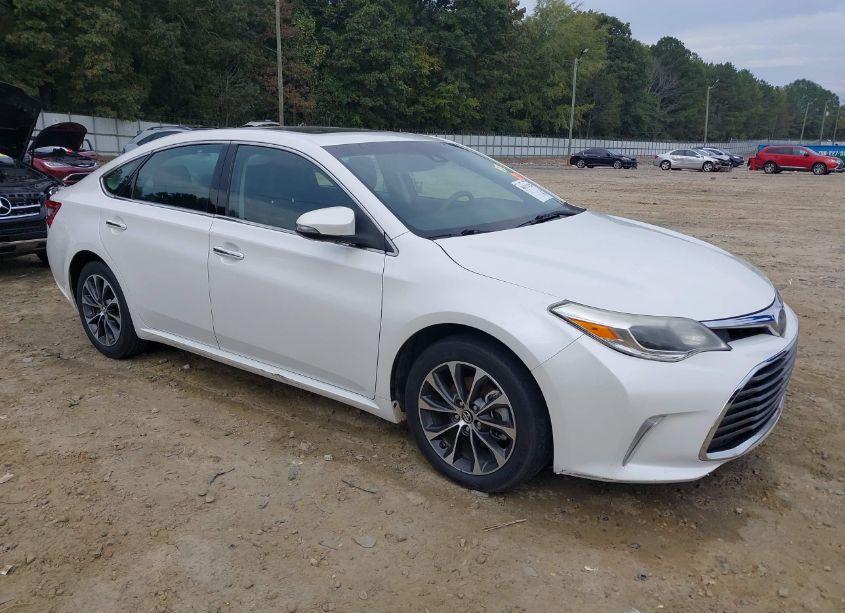 2018 Toyota Avalon XLE PREMIUM (VIN 4T1BK1EB9JU287637) main photo