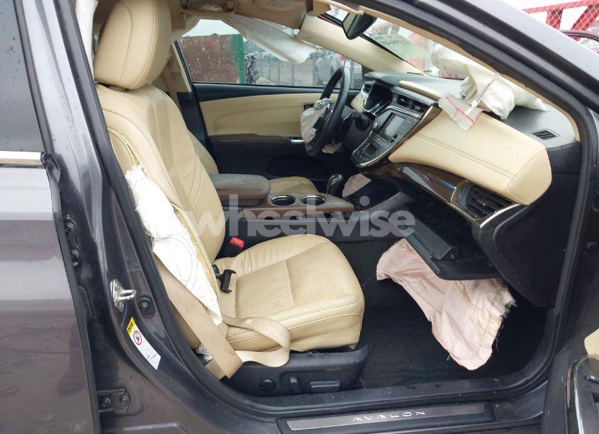 Photo 5 of 2013 Toyota Avalon LIMITED (VIN 4T1BK1EBXDU014386)