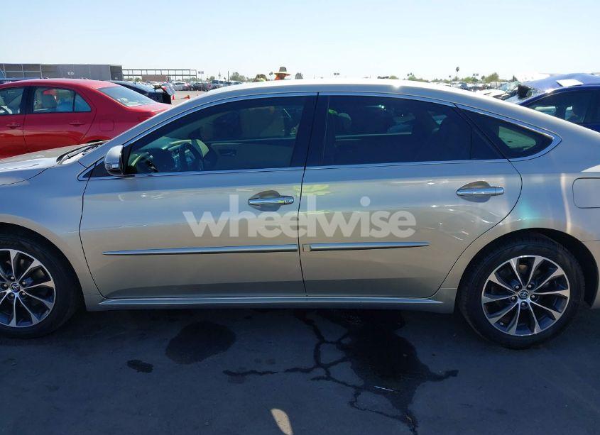 Photo 14 of 2016 Toyota Avalon XLE (VIN 4T1BK1EBXGU208811)