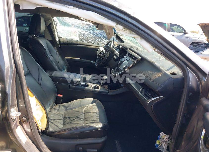 Photo 5 of 2018 Toyota Avalon TOURING (VIN 4T1BK1EBXJU277411)