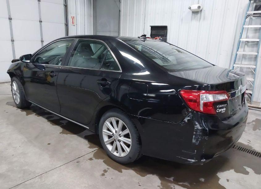 Photo 3 of 2013 Toyota Camry XLE V6 (VIN 4T1BK1FK0DU530657)