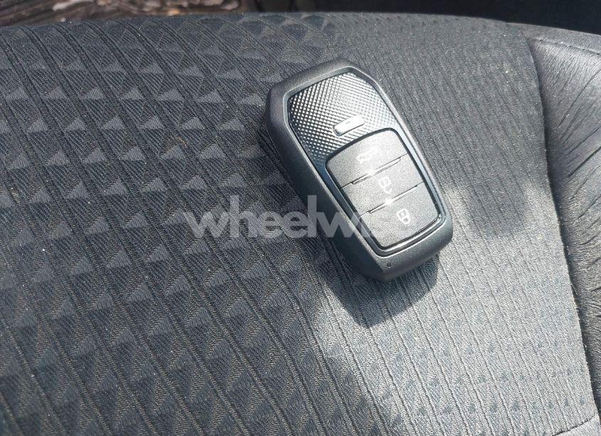 Photo 11 of 2014 Toyota Camry SE V6 (VIN 4T1BK1FK0EU541806)