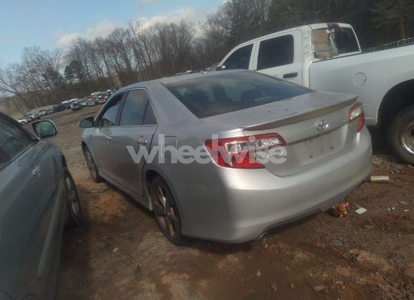 Photo 14 of 2014 Toyota Camry SE V6 (VIN 4T1BK1FK0EU541806)